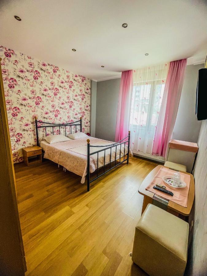 Vila Orange Hotel Năvodari Exterior foto